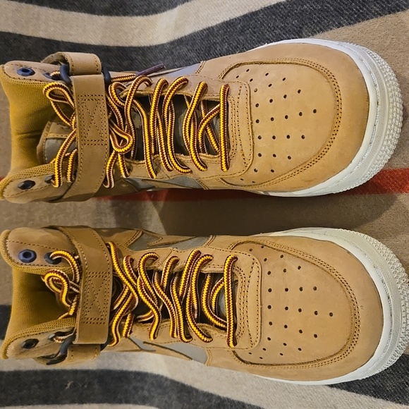 Nike Air Force 1 "Wheat" Size Y 7 - Picture 5 of 5